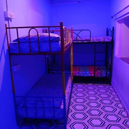 Sankardev Guest House D24 35 Варанаси Экстерьер фото