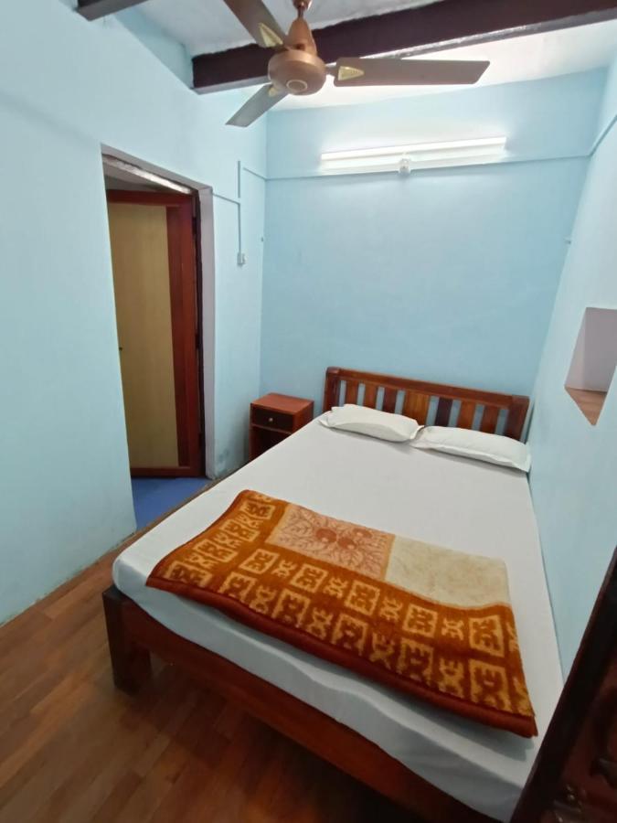 Sankardev Guest House D24 35 Варанаси Экстерьер фото