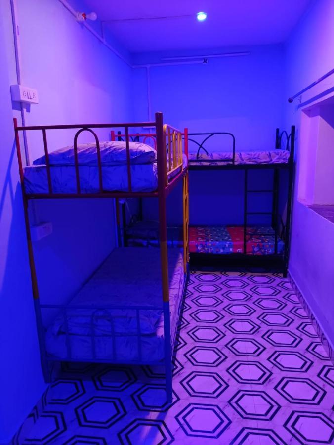 Sankardev Guest House D24 35 Варанаси Экстерьер фото