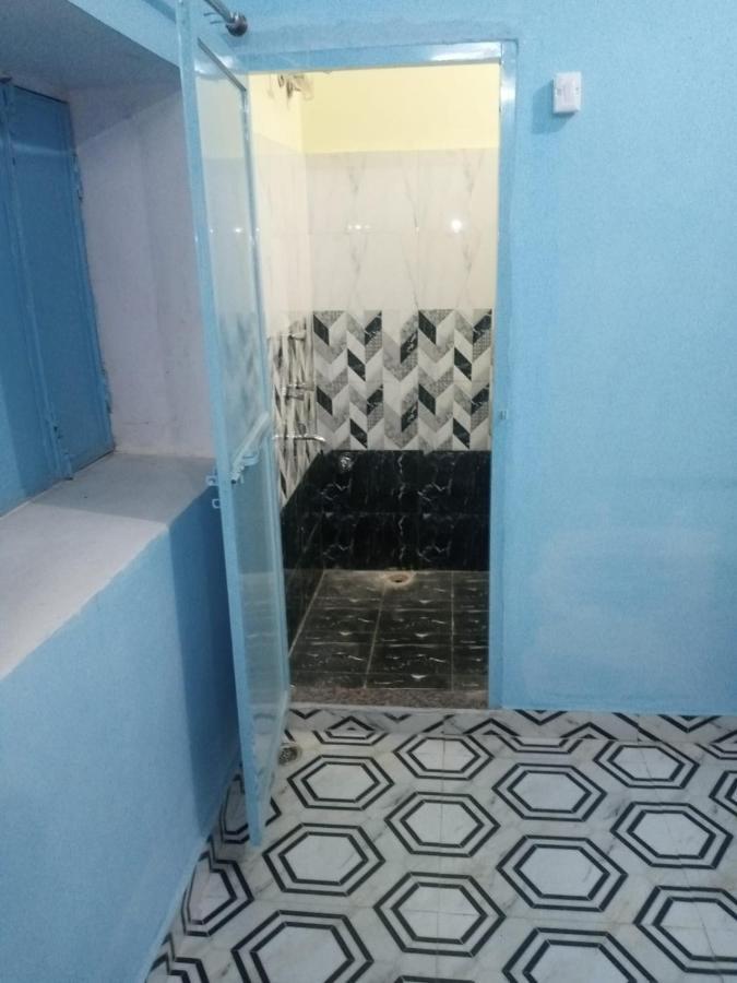 Sankardev Guest House D24 35 Варанаси Экстерьер фото