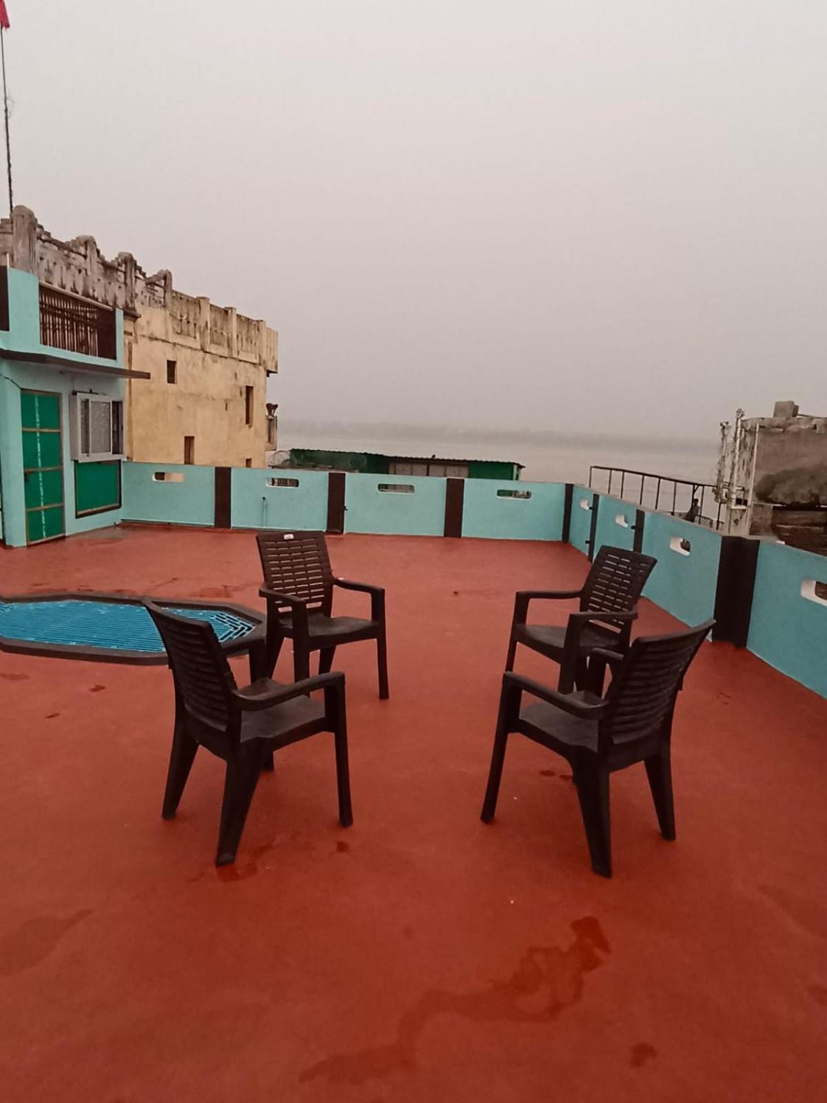 Sankardev Guest House D24 35 Варанаси Экстерьер фото