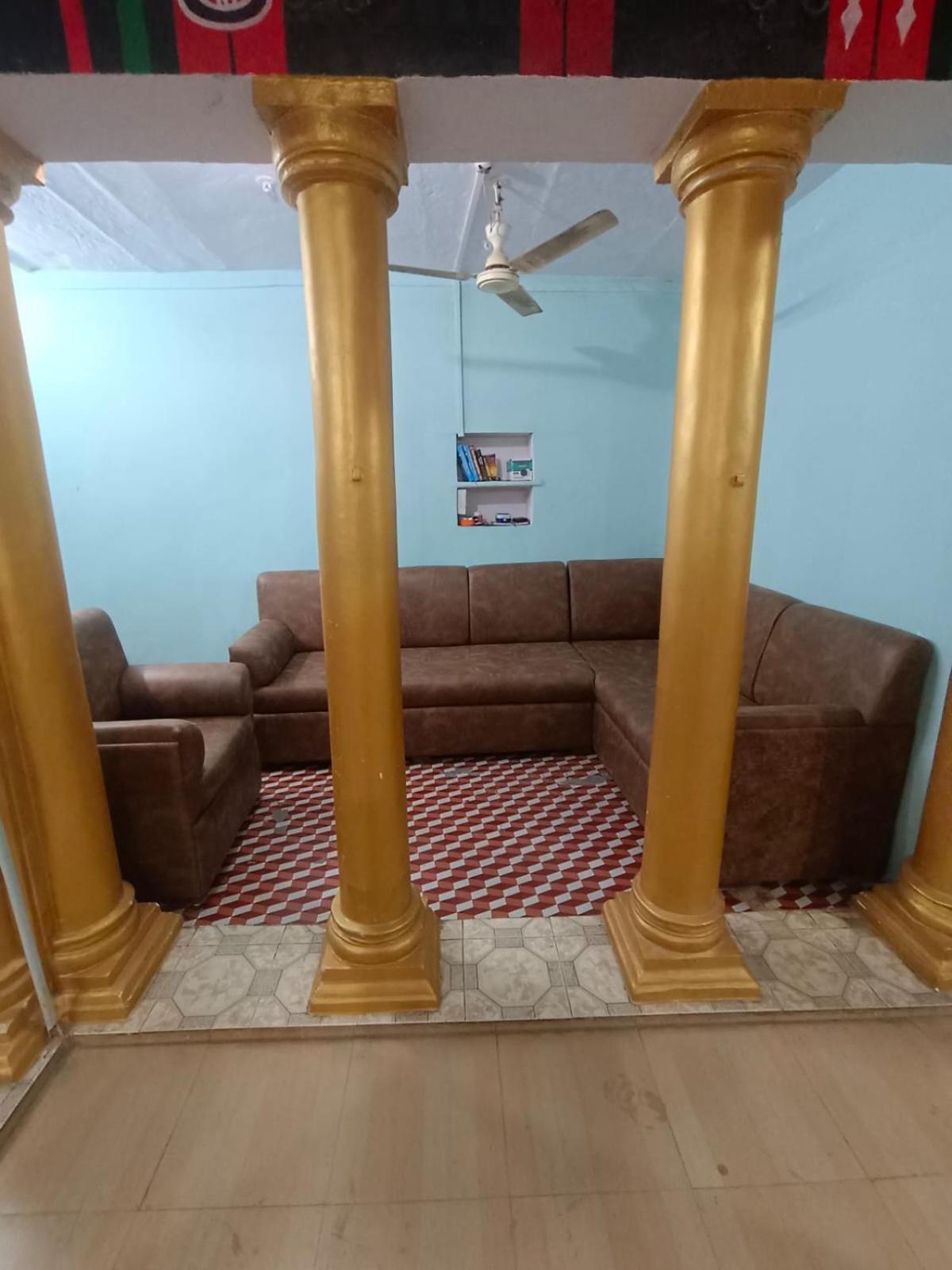Sankardev Guest House D24 35 Варанаси Экстерьер фото
